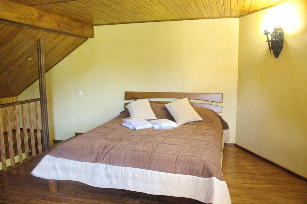 Smotrytska Vezha Hotel Kamjanets-Podilsky Buitenkant foto