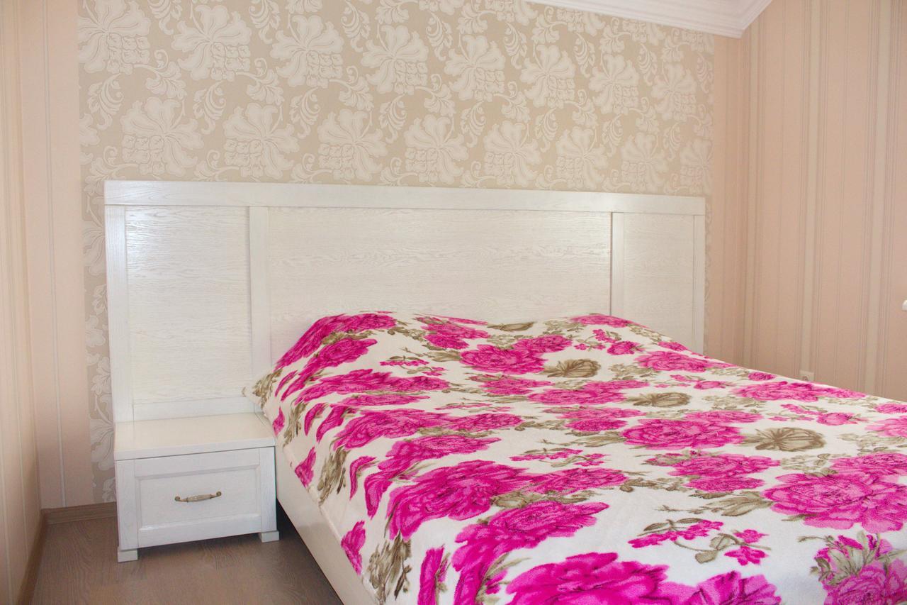 Smotrytska Vezha Hotel Kamjanets-Podilsky Buitenkant foto